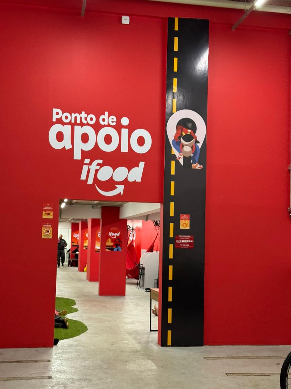 Concepção e implementação de Pontos de Apoio para Entregadores(as) (PAEs).
